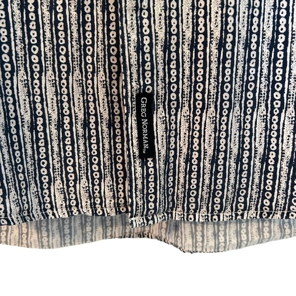 Greg Norman Collection Full Button Down Short Sleeve Shirt Sz. M - Picture 3 of 13
